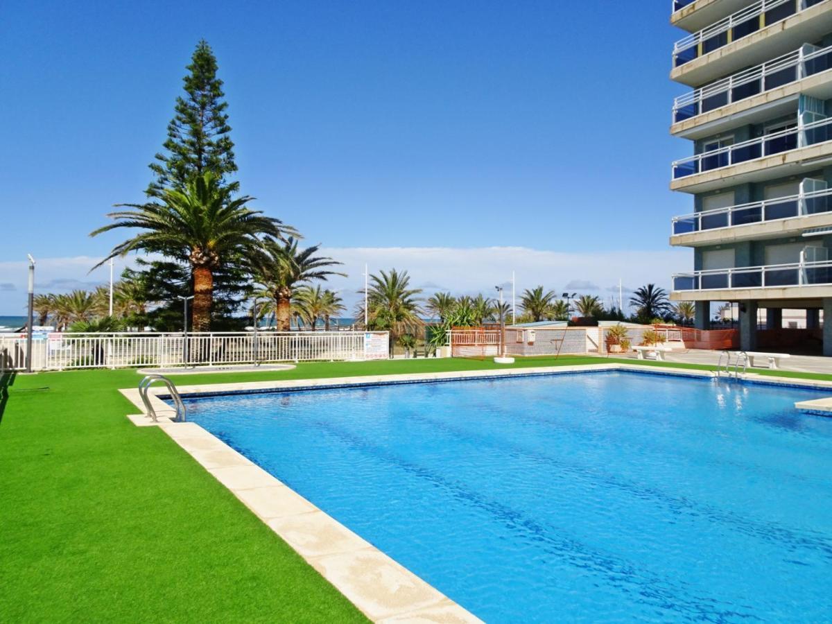 Apartamento AIGUA BLAVA Primera línea - Alquiler solo familias Playa de Gandía Exterior foto