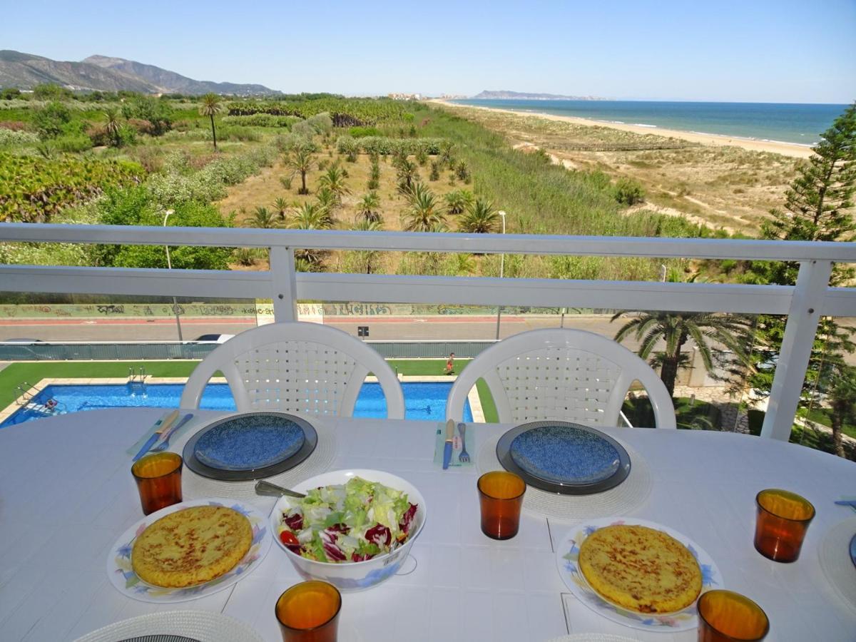 Apartamento AIGUA BLAVA Primera línea - Alquiler solo familias Playa de Gandía Exterior foto