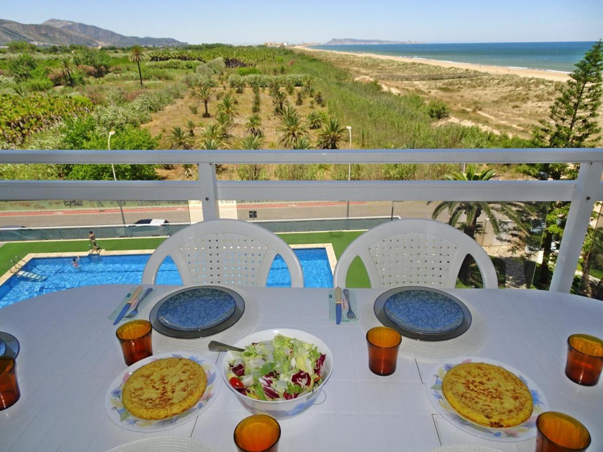 Apartamento AIGUA BLAVA Primera línea - Alquiler solo familias Playa de Gandía Exterior foto